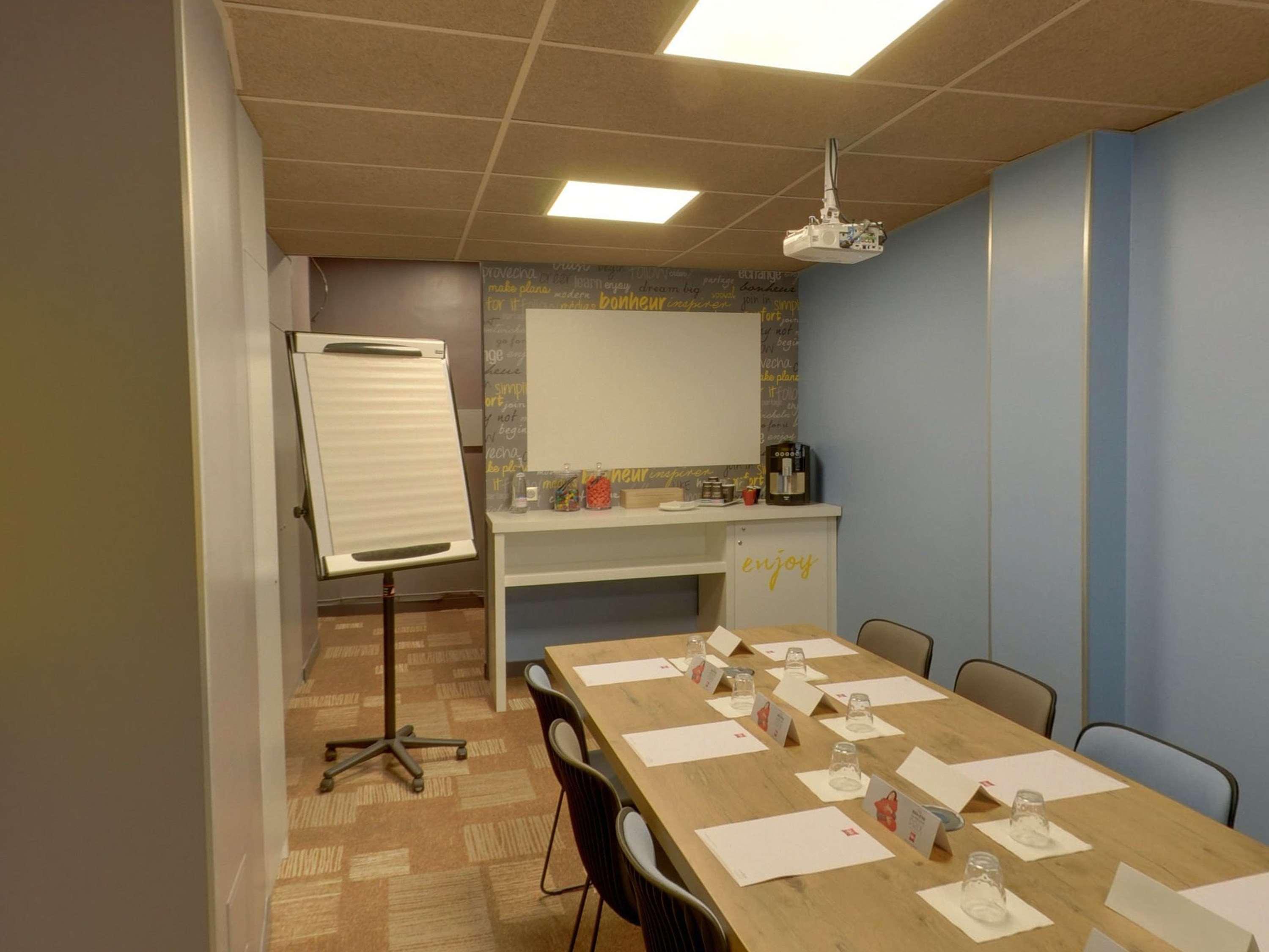 Ibis Paris Gare De L Est 10Eme Hotel Ngoại thất bức ảnh
